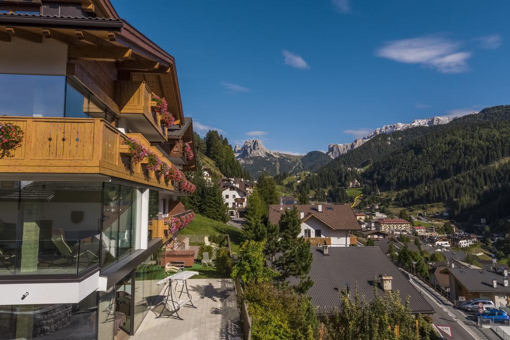 Hotel Garni Gardena - Appartments Santa Cristina Val Gardena Exterior photo